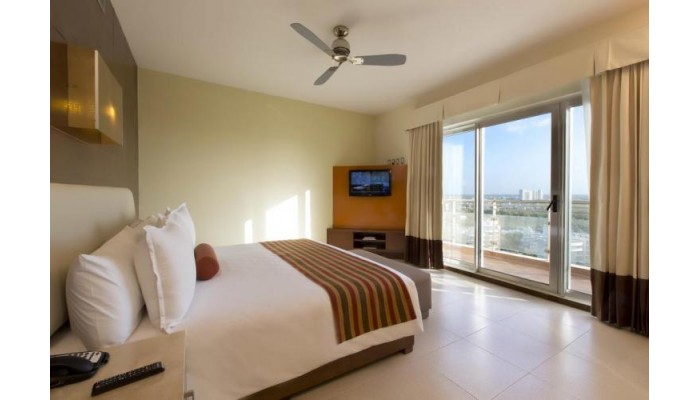 Hotel Krystal Urban Cancun poza 3