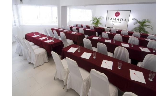 Hotel Ramada Cancun City poza 9