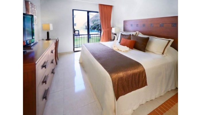The Royal Cancun All Suites Resort poza 1