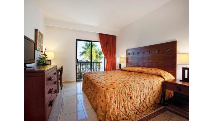 The Royal Cancun All Suites Resort poza 0