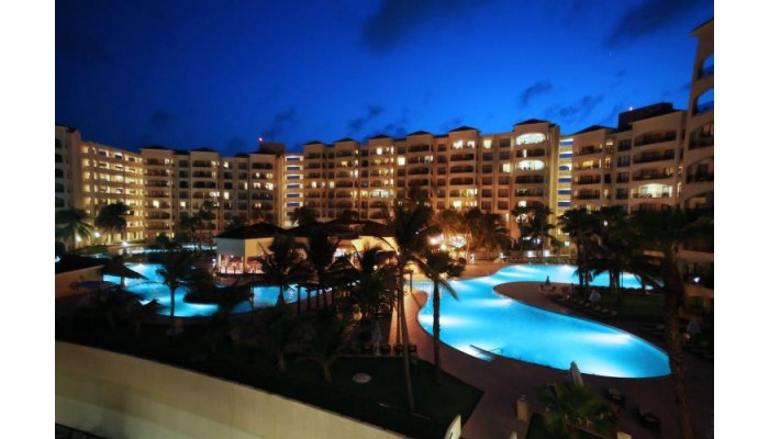 The Royal Caribbean - An All Suites Resort poza 18