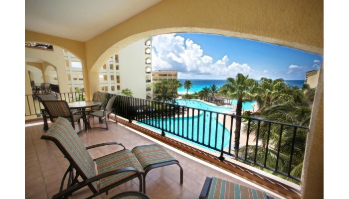 The Royal Caribbean - An All Suites Resort poza 7