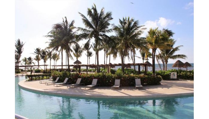 Hotel Bluebay Grand Esmeralda poza 18